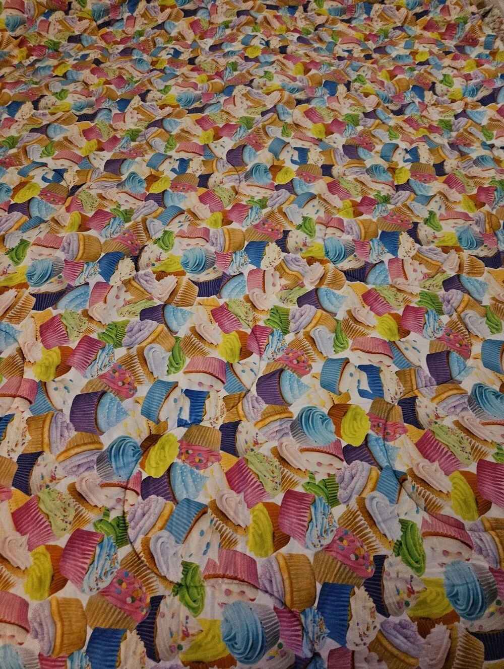 Iscream Cupcake Print Twin  Quilted-Comforter Multicolor Reversable Vibrant Pink